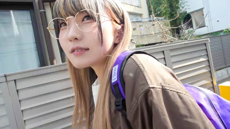 【srtf068】イマドキ素人女子をナンパしてハメ撮り！ちさと23歳が初々しい生中出し体験！
