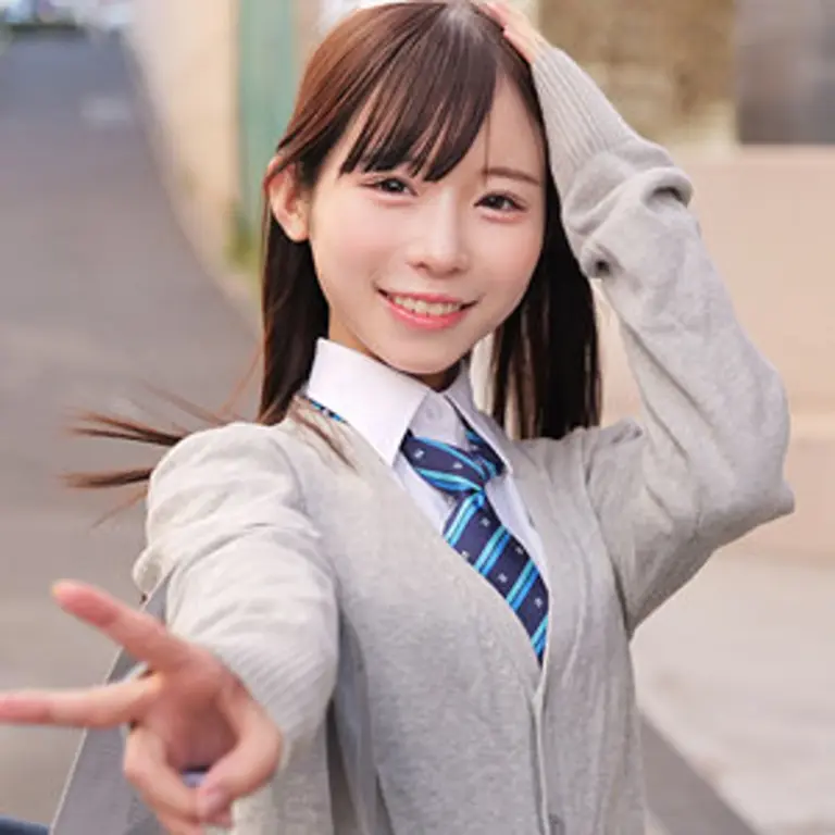 【SKHO-186】素人美少女りりかちゃんが制服姿で即ハメ中出し！Fカップ＆アニメ声の敏感体質に興奮MAX！