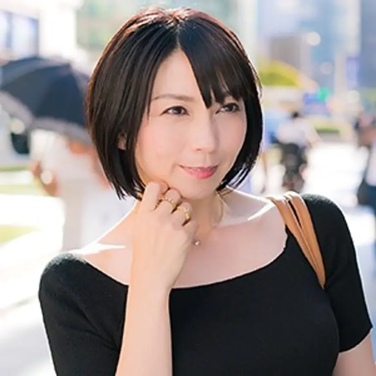 【OSBR-005】素人人妻・美乳熟女高橋さん47歳を六本木ナンパ！性欲爆発で中出しハメ撮りセックス！